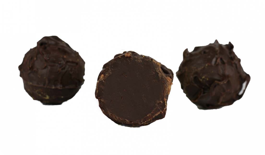Kogeltruffel met een ganache vulling van 70% pure chocolade 